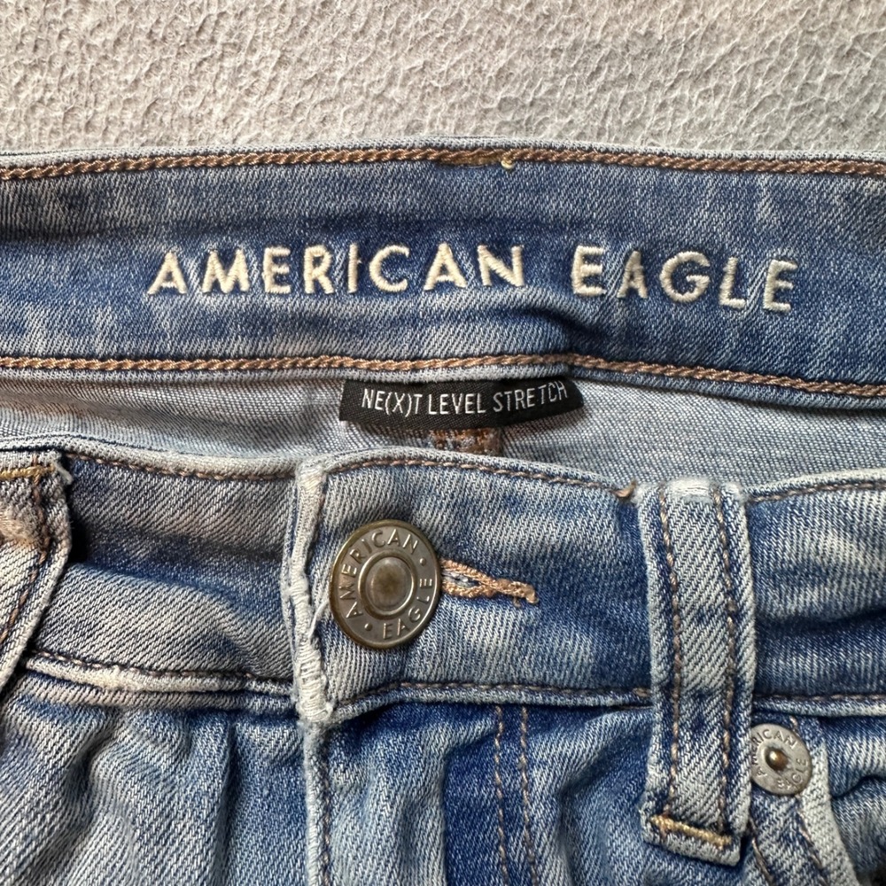 American Eagle Shorts Women 2 Blue Hi-Rise Shortie Distressed Next Level Stretch - Picture 3 of 10